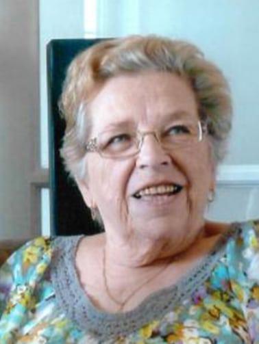 Yolande OLIVIER POULIN (Née Barbin)