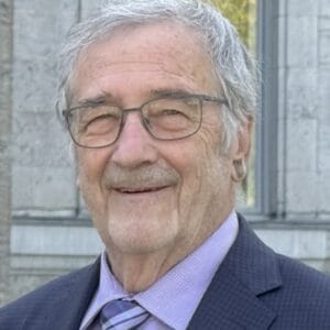 Vallières, Guy